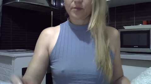 arianaclody @ myfreecams on 20240127