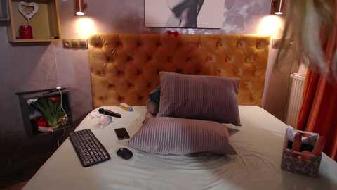 kelsicarter @ myfreecams on 20240127