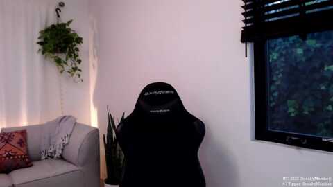 marie @ myfreecams on 20240127