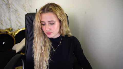 petitelexy @ myfreecams on 20240127