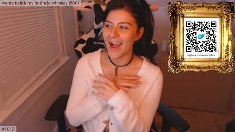 akewyear @ myfreecams on 20240128