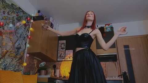 giantess_eva @ myfreecams on 20240128