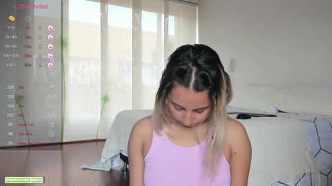 lauravall @ myfreecams on 20240128