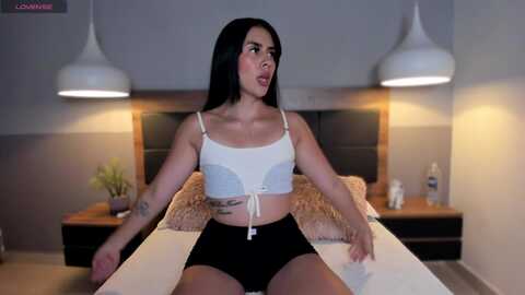 annie_latin @ myfreecams on 20240129