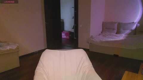 coconut_i @ myfreecams on 20240129