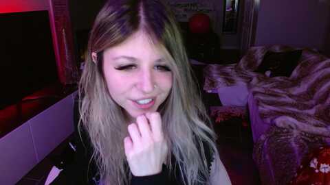 serafina @ myfreecams on 20240129