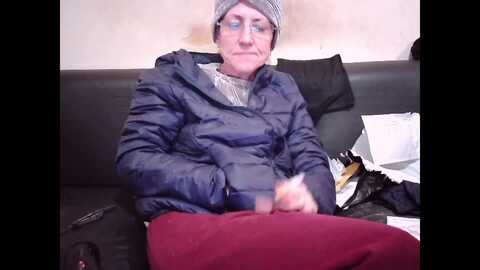 sexygeny @ myfreecams on 20240129