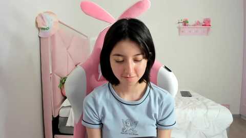 cherrycute666 @ myfreecams on 20240130