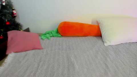 lisa_white @ myfreecams on 20240130