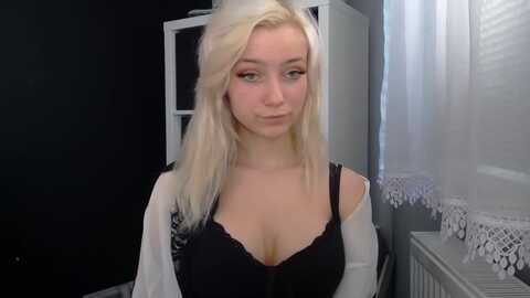 luciaamazing @ myfreecams on 20240130