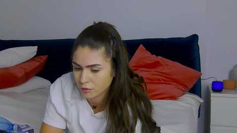 naiasummer @ myfreecams on 20240130