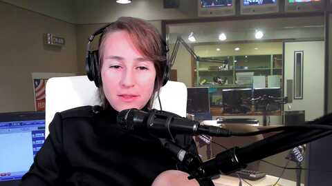 olivia @ myfreecams on 20240130