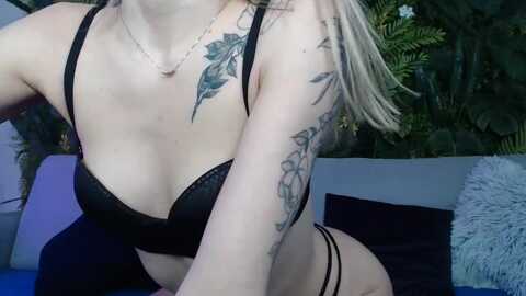 horny_blond @ myfreecams on 20240131