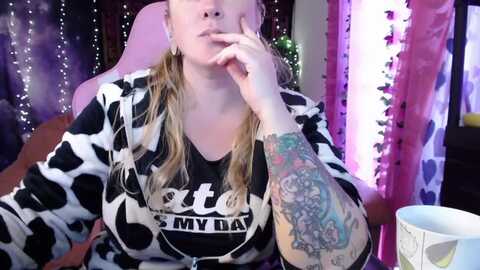 kissica @ myfreecams on 20240131