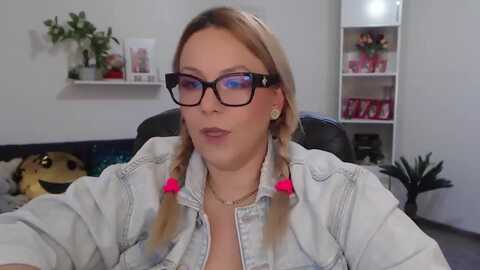 a_baby_boo @ myfreecams on 20240201