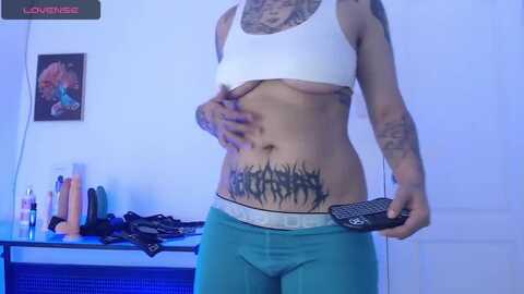 alex_1999v @ myfreecams on 20240201