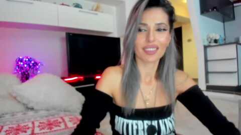 dildomikado @ myfreecams on 20240201