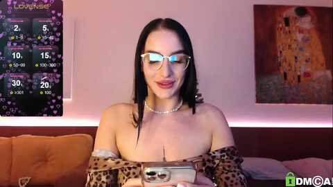 your_peach @ myfreecams on 20240201