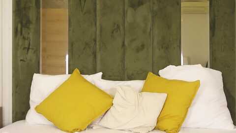 savagemonica @ myfreecams on 20240202