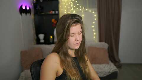 alaina__fox @ myfreecams on 20240203