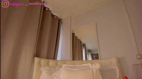 annselly @ myfreecams on 20240203