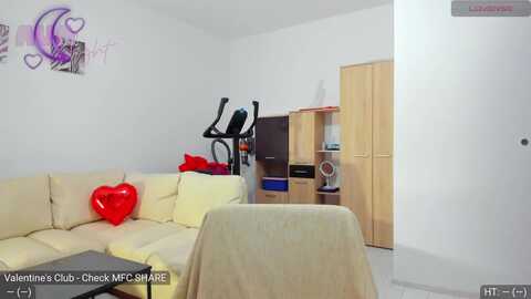 avamoonlight @ myfreecams on 20240203