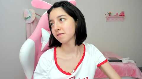 cherrycute666 @ myfreecams on 20240203