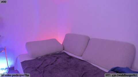 fire_ice_emma @ myfreecams on 20240203