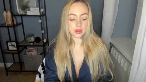 flowercoralie @ myfreecams on 20240203