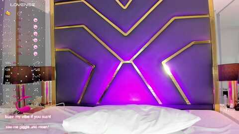 greicyass @ myfreecams on 20240203