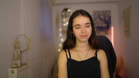 gia_paige18 @ myfreecams on 20240204