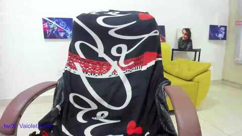 vaiolet1314 @ myfreecams on 20240204