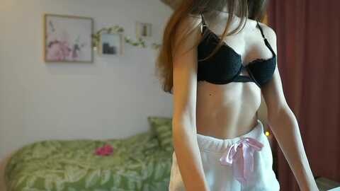 amai__liu @ myfreecams on 20240205
