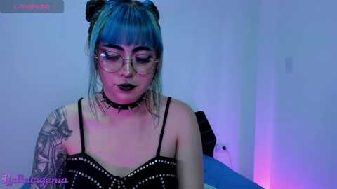 hallucigenia1 @ myfreecams on 20240205