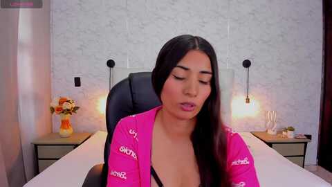 hanna_milano @ myfreecams on 20240205