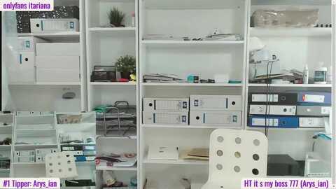 it_ariana @ myfreecams on 20240205