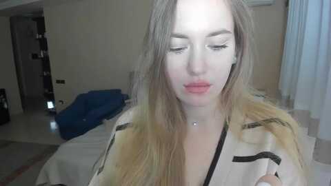 sweetblonde20 @ myfreecams on 20240205
