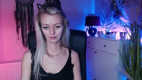 time4valerie @ myfreecams on 20240205