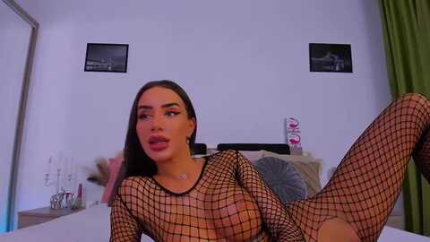 akira10 @ myfreecams on 20240206