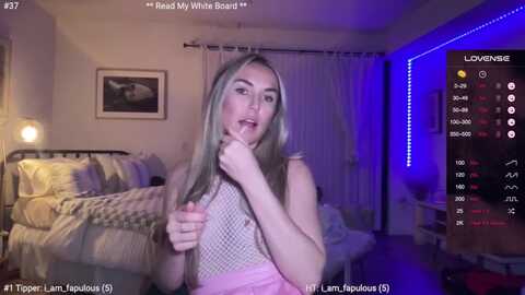 cutiepiekayla @ myfreecams on 20240206