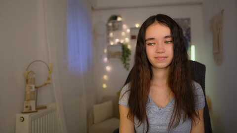 gia_paige18 @ myfreecams on 20240206