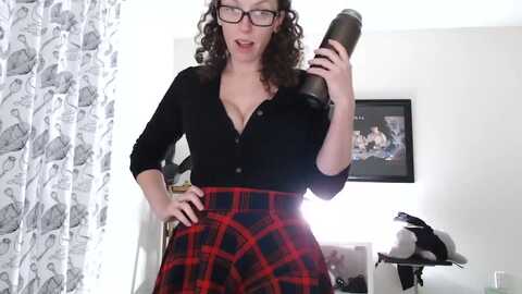 sarah_stark @ myfreecams on 20240206