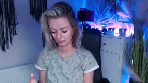 time4valerie @ myfreecams on 20240206