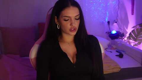 ashleyjohnes @ myfreecams on 20240207