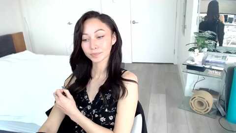 minnie_b00 @ myfreecams on 20240207