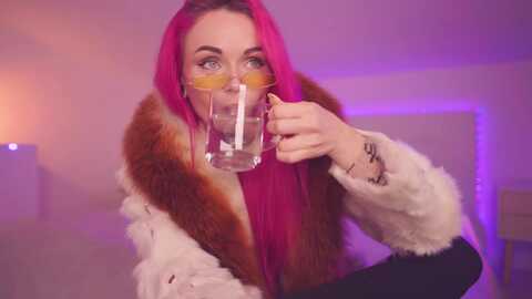 sarah_pink @ myfreecams on 20240207
