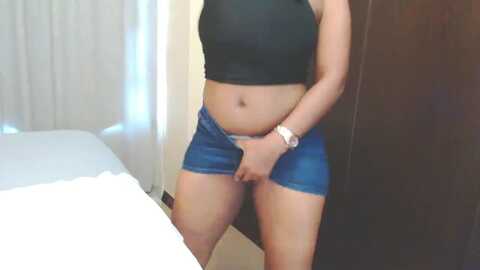 stonefruit81 @ myfreecams on 20240207