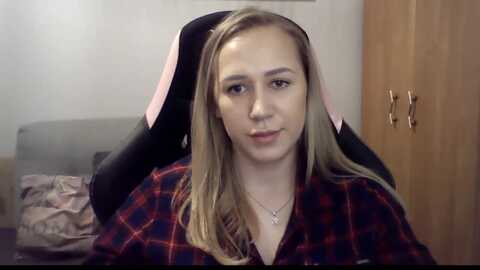 catrinlips @ myfreecams on 20240208