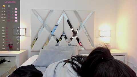 evelynowen1 @ myfreecams on 20240208