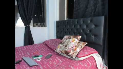 ivyjackson1_ @ myfreecams on 20240208